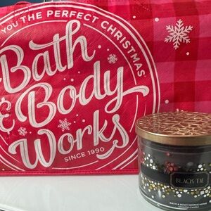 Bath & Body Works Black Tie Candle